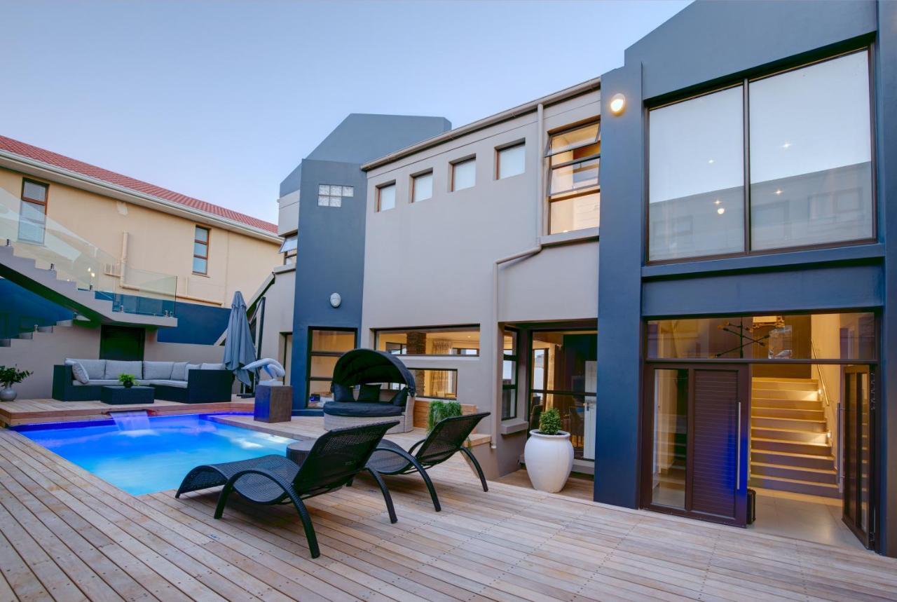 Bay Lodge On The Beach Mossel Bay Exterior photo